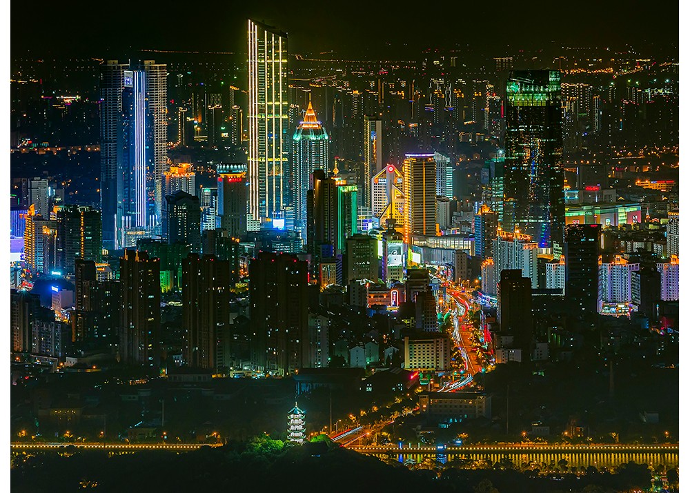 刘国选《不夜城》无锡.jpg